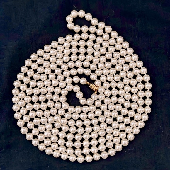 Vintage / Joan Rivers~120” Strand Long Pearls - Picture 2 of 10